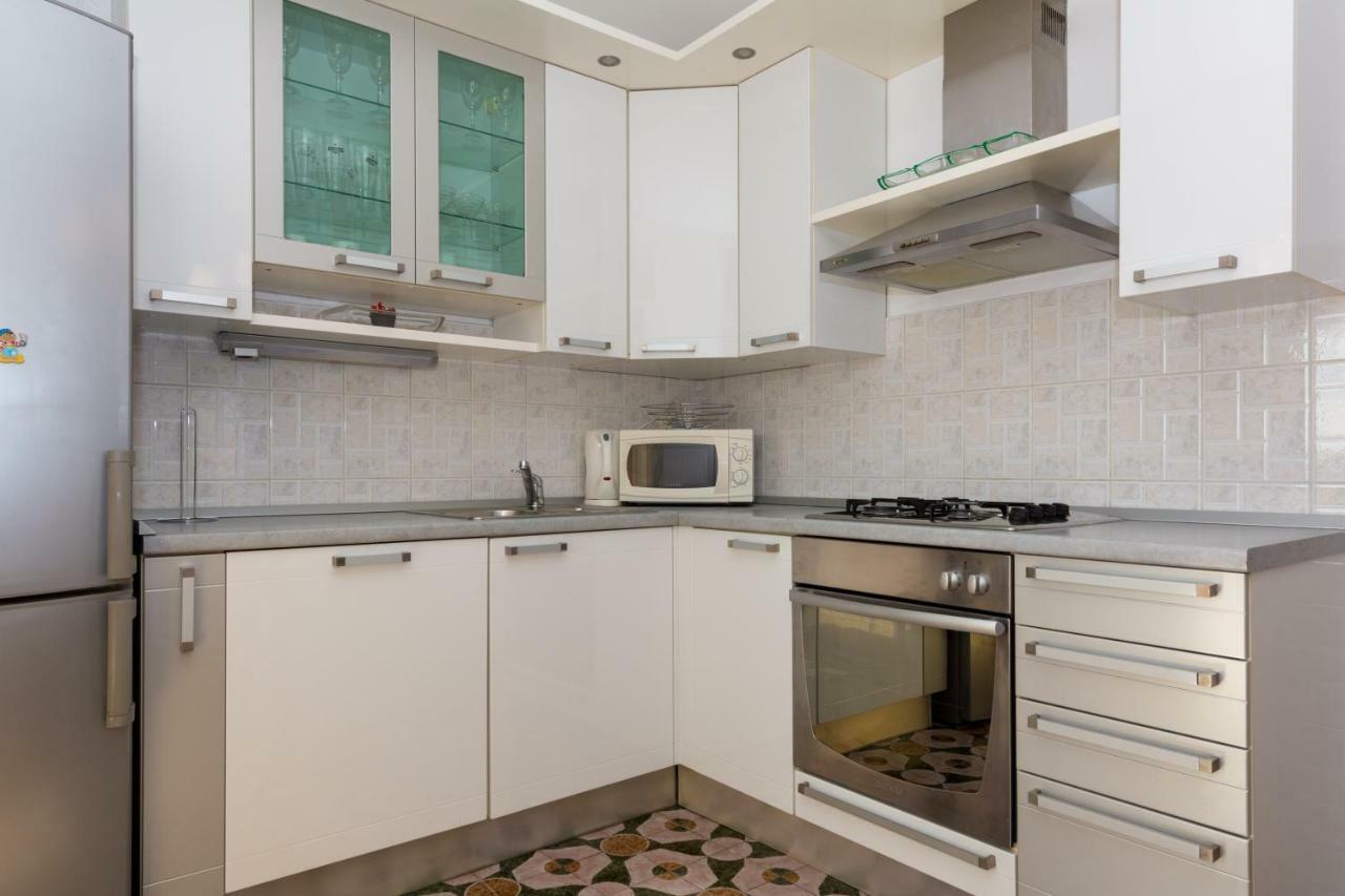 Apartments Pericic Podstrana Exterior photo