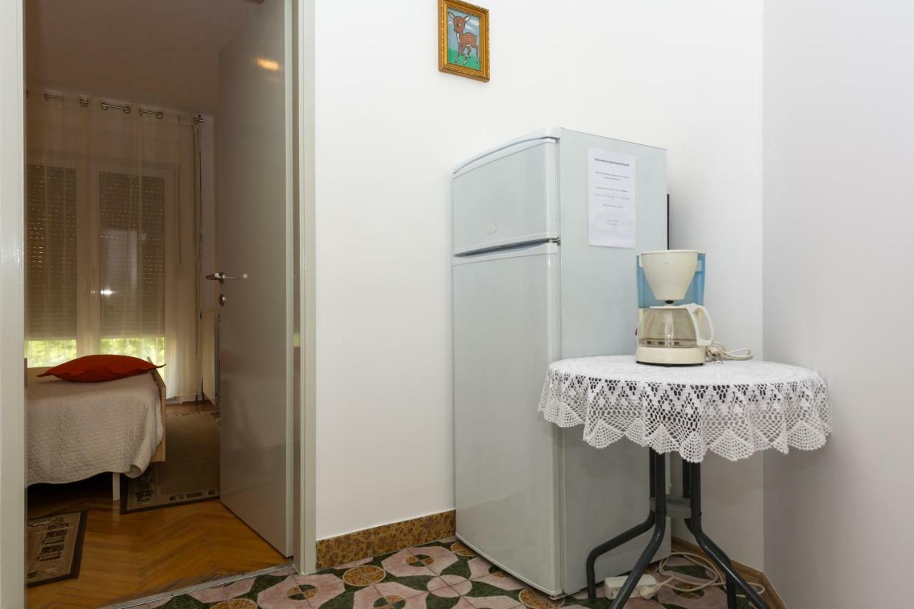 Apartments Pericic Podstrana Exterior photo