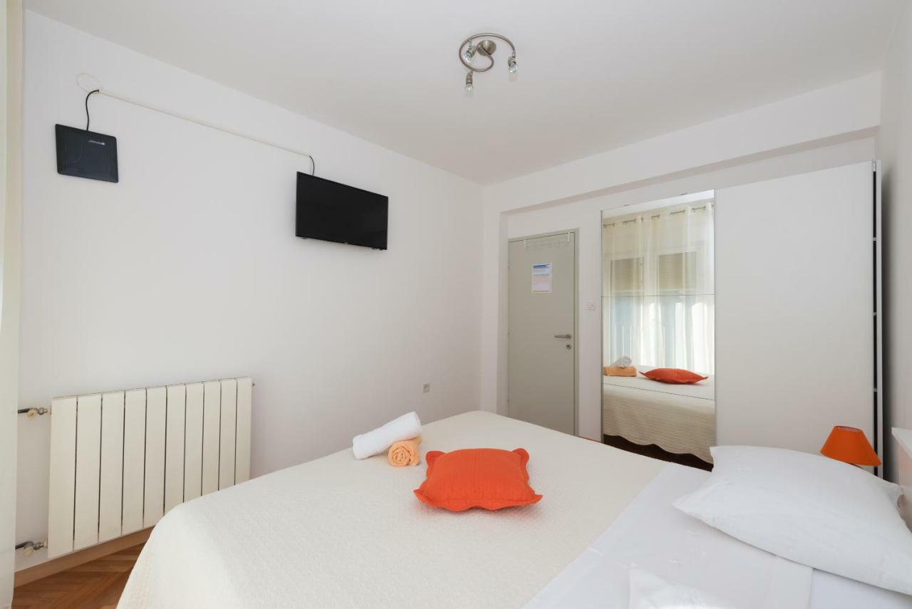 Apartments Pericic Podstrana Exterior photo